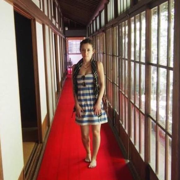 Meet your Posher, Natasha - Picture 1 of 1